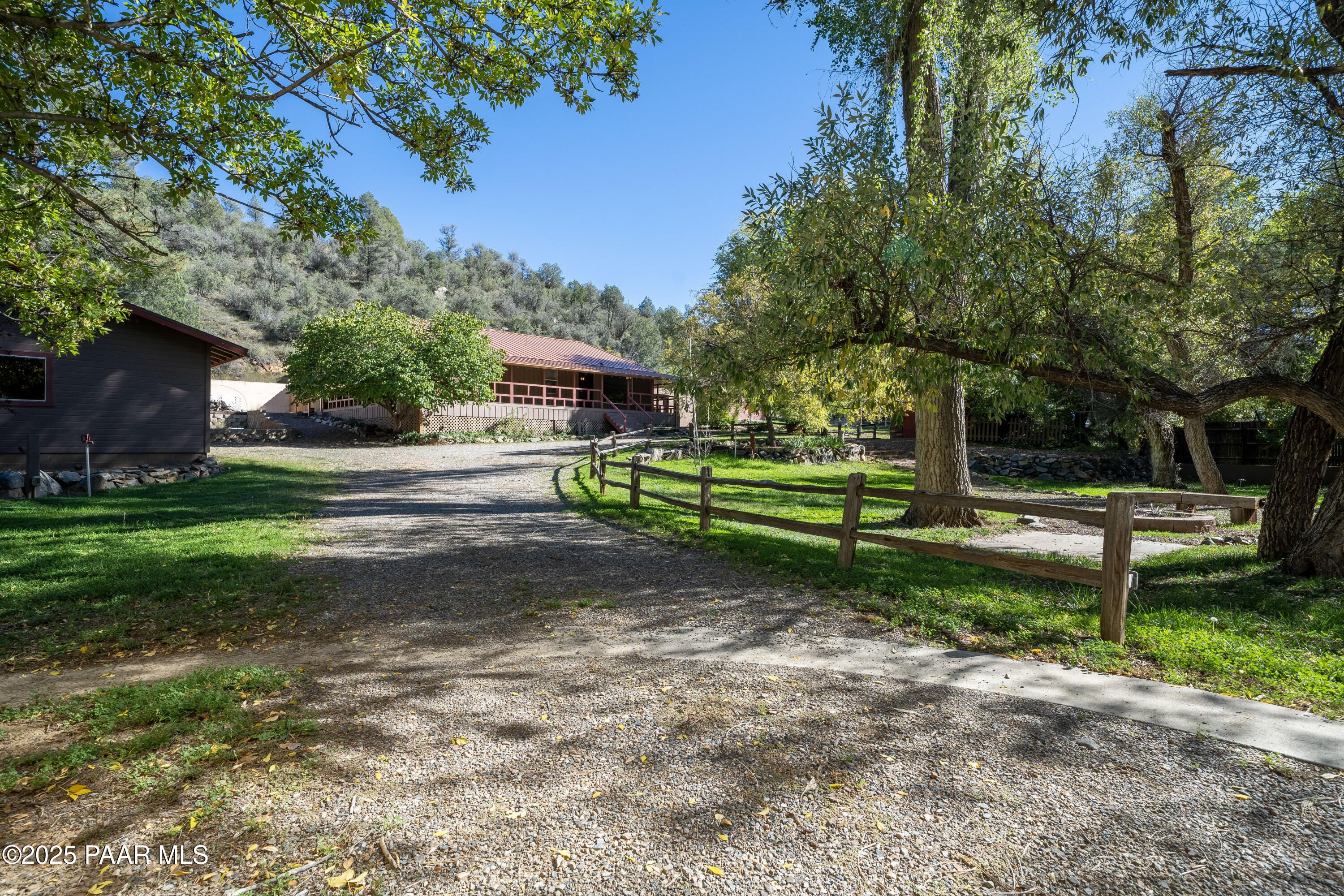 249 S Lynx Creek Road