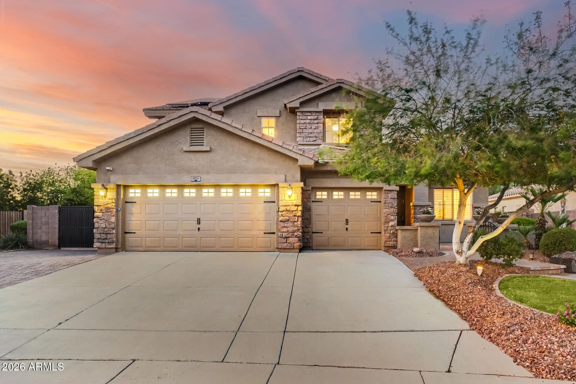 2024 W Bonanza Lane