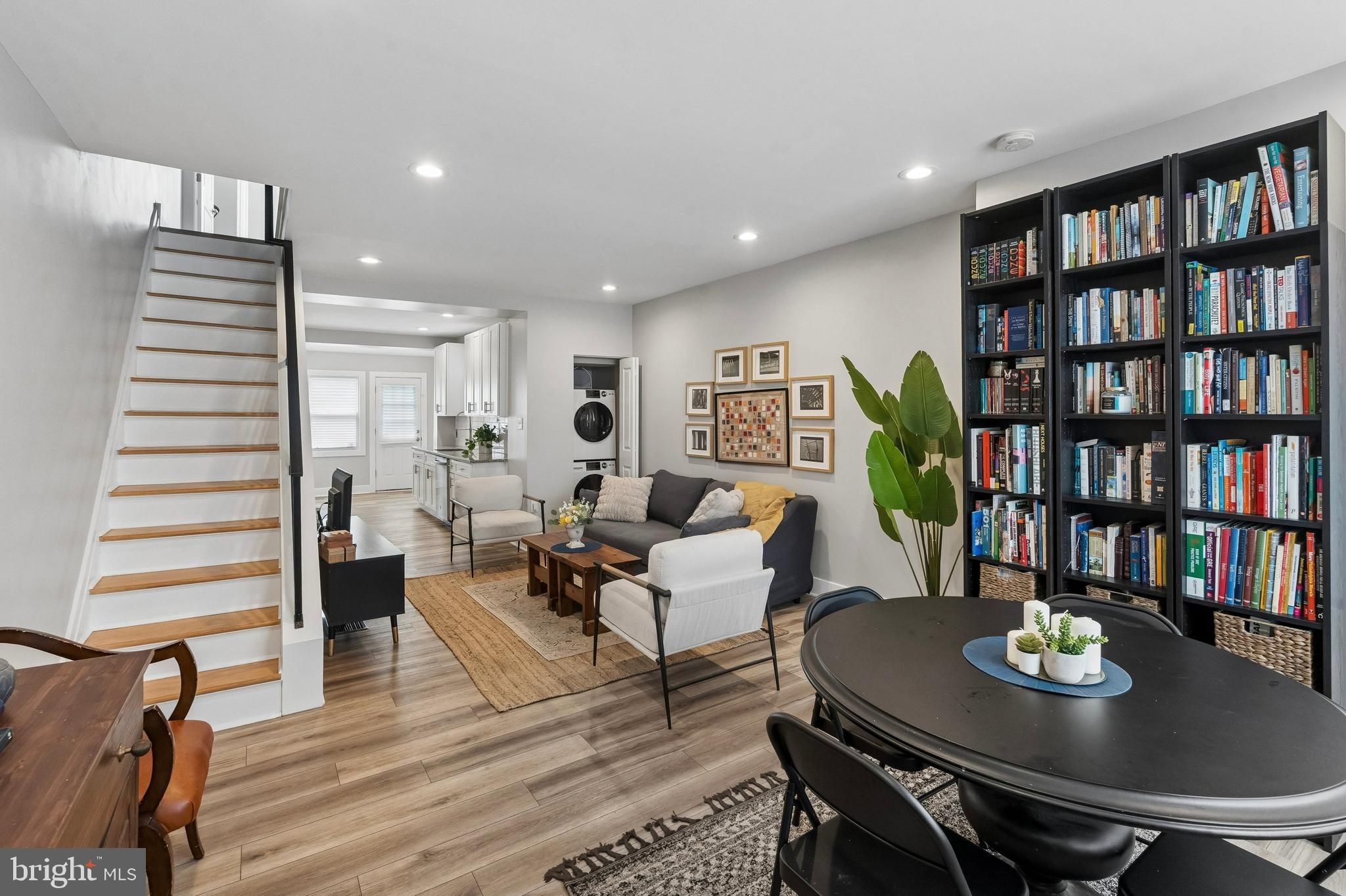 1612 S Lecount Street