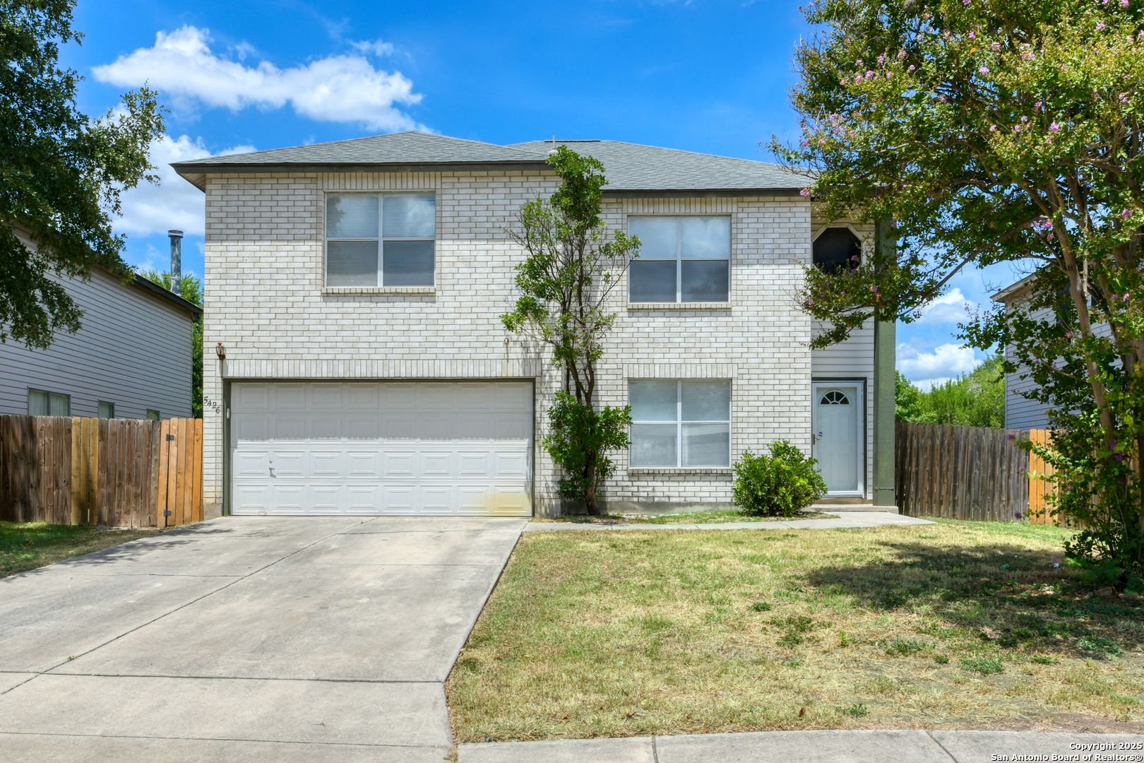 5426 Senisa Springs