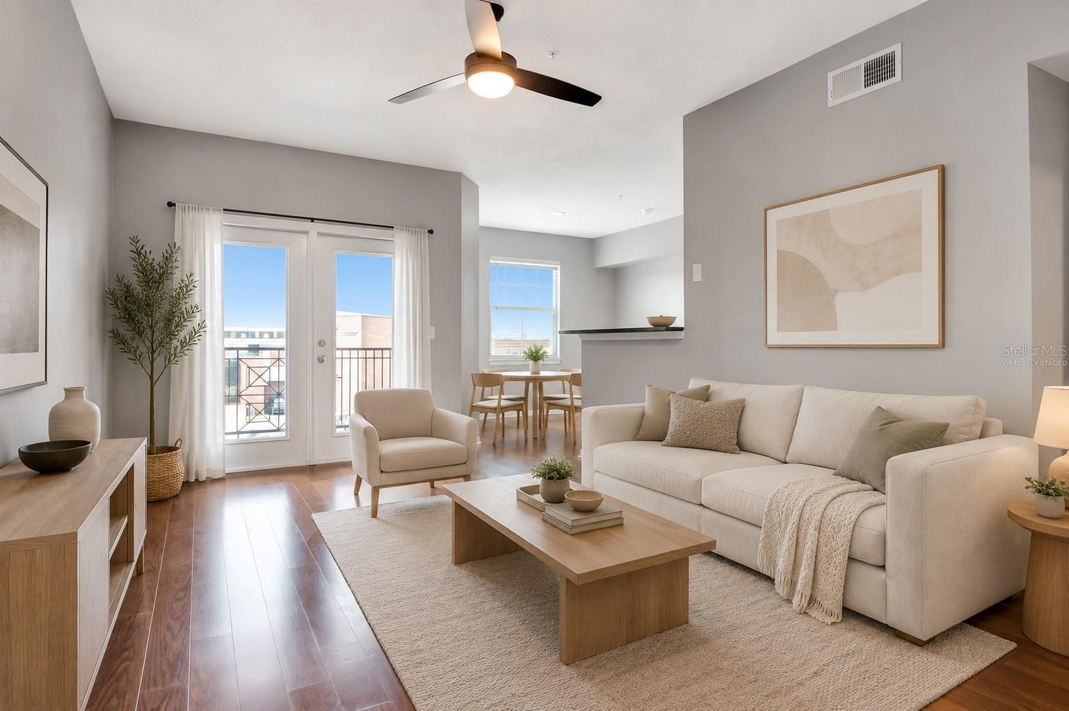 2010 E Palm Avenue 15310