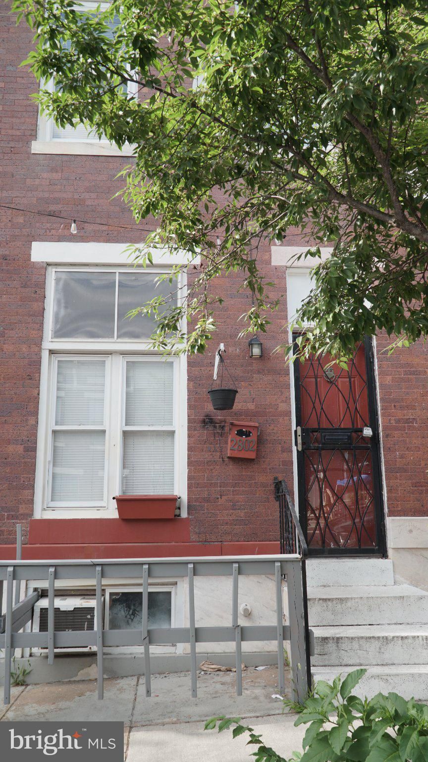 2802 Jefferson Street