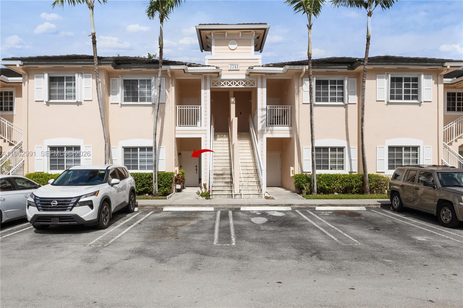 2741 Ne 4th Street 103