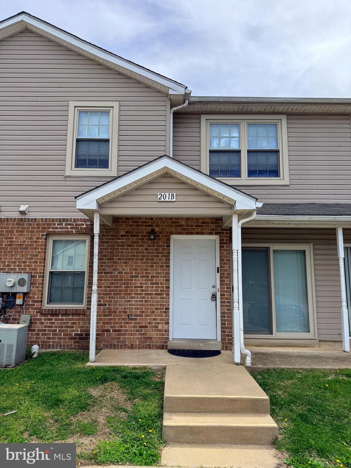 201b Highland Boulevard B 2
