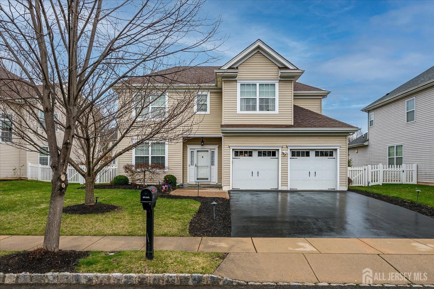 25 Dahlia Court