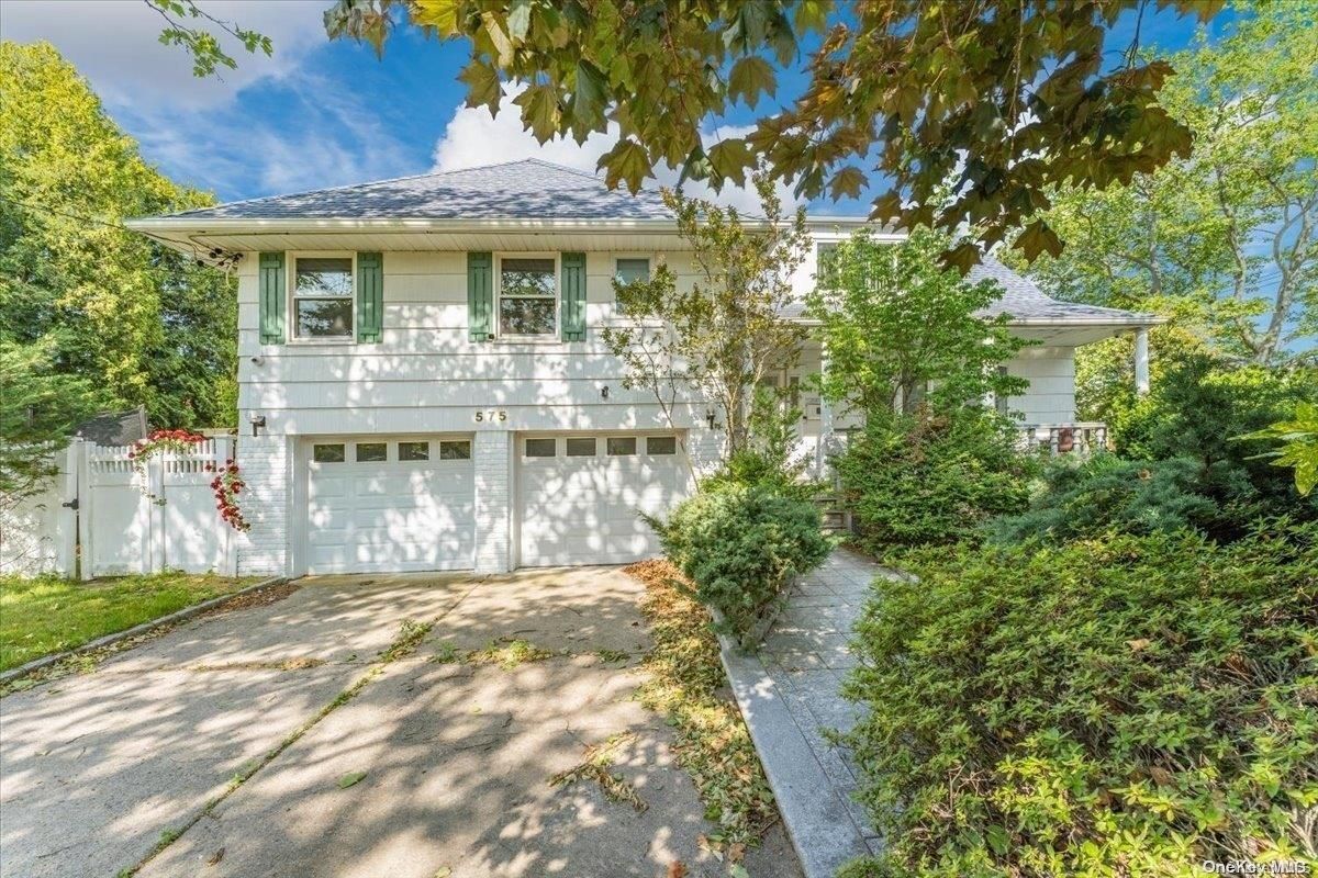 575 Saddle Ridge Road