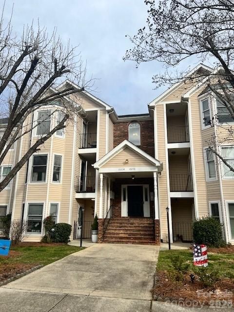 10244 Rose Meadow Lane