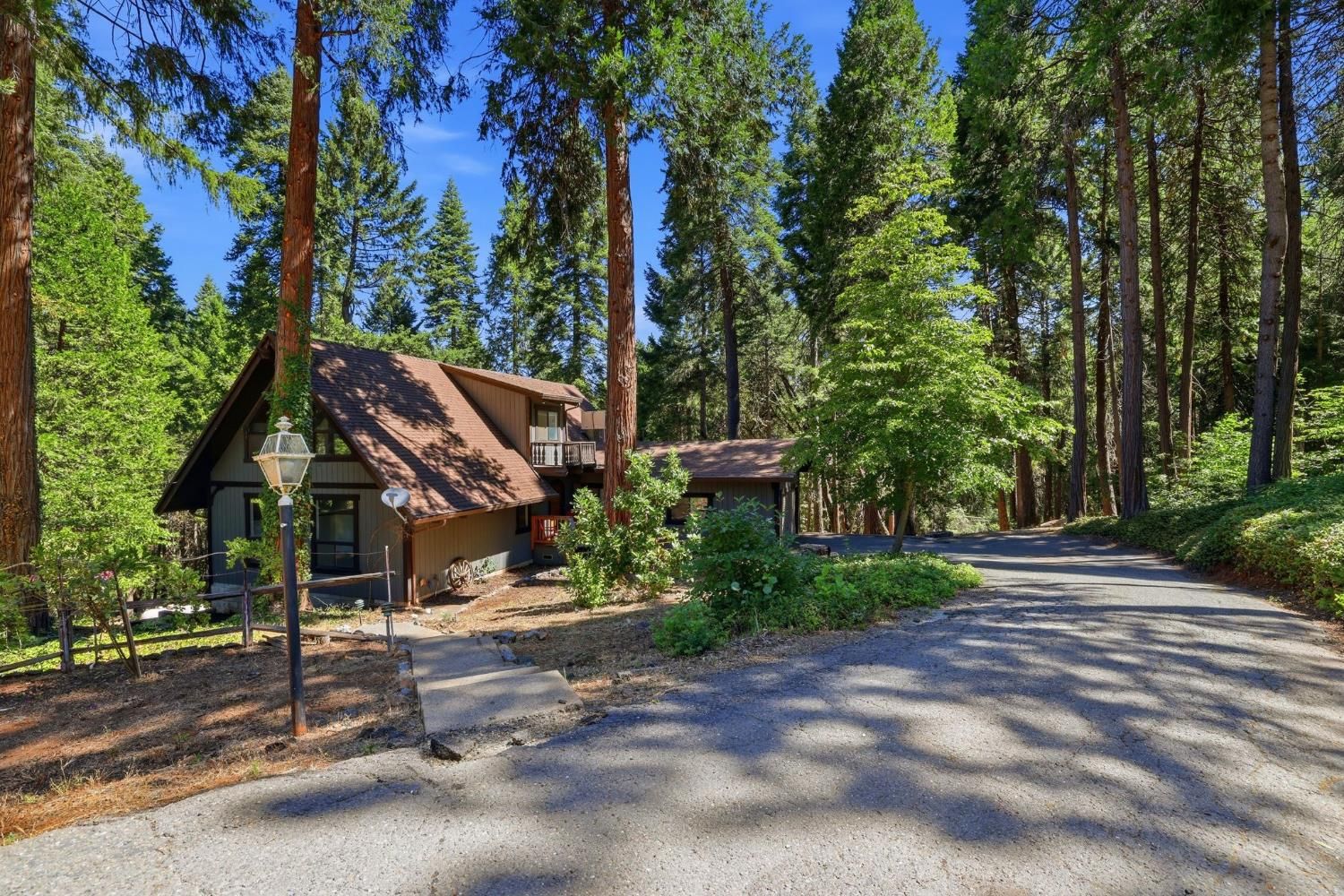 5311 Andrews Lane