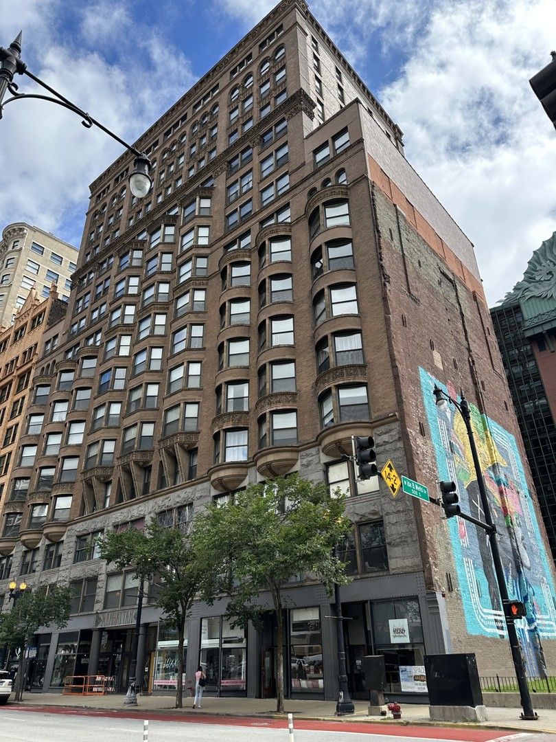 431 S Dearborn Street 507