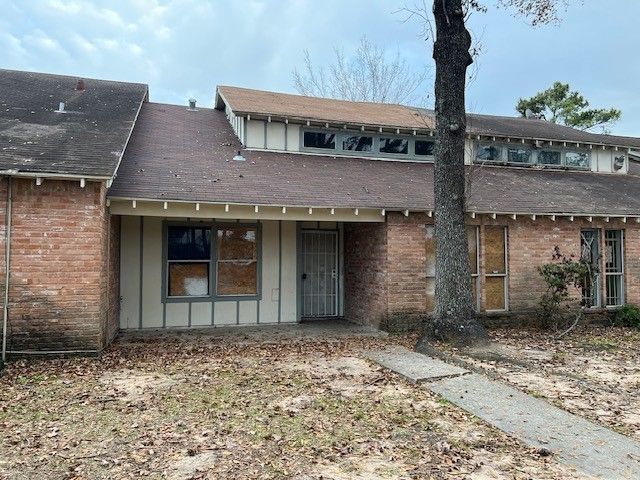 12211 W Village Drive B