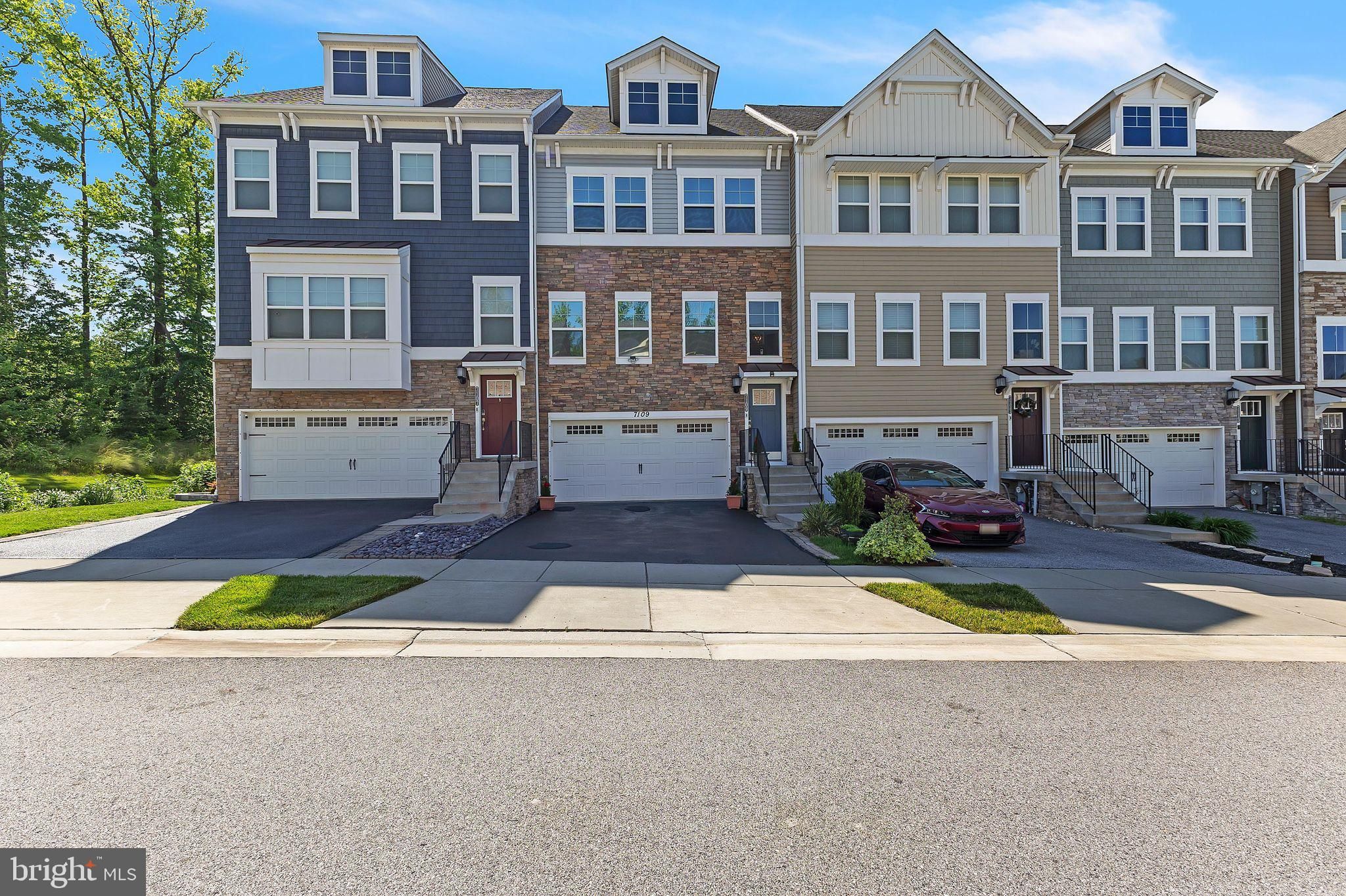7109 Yamhill Way