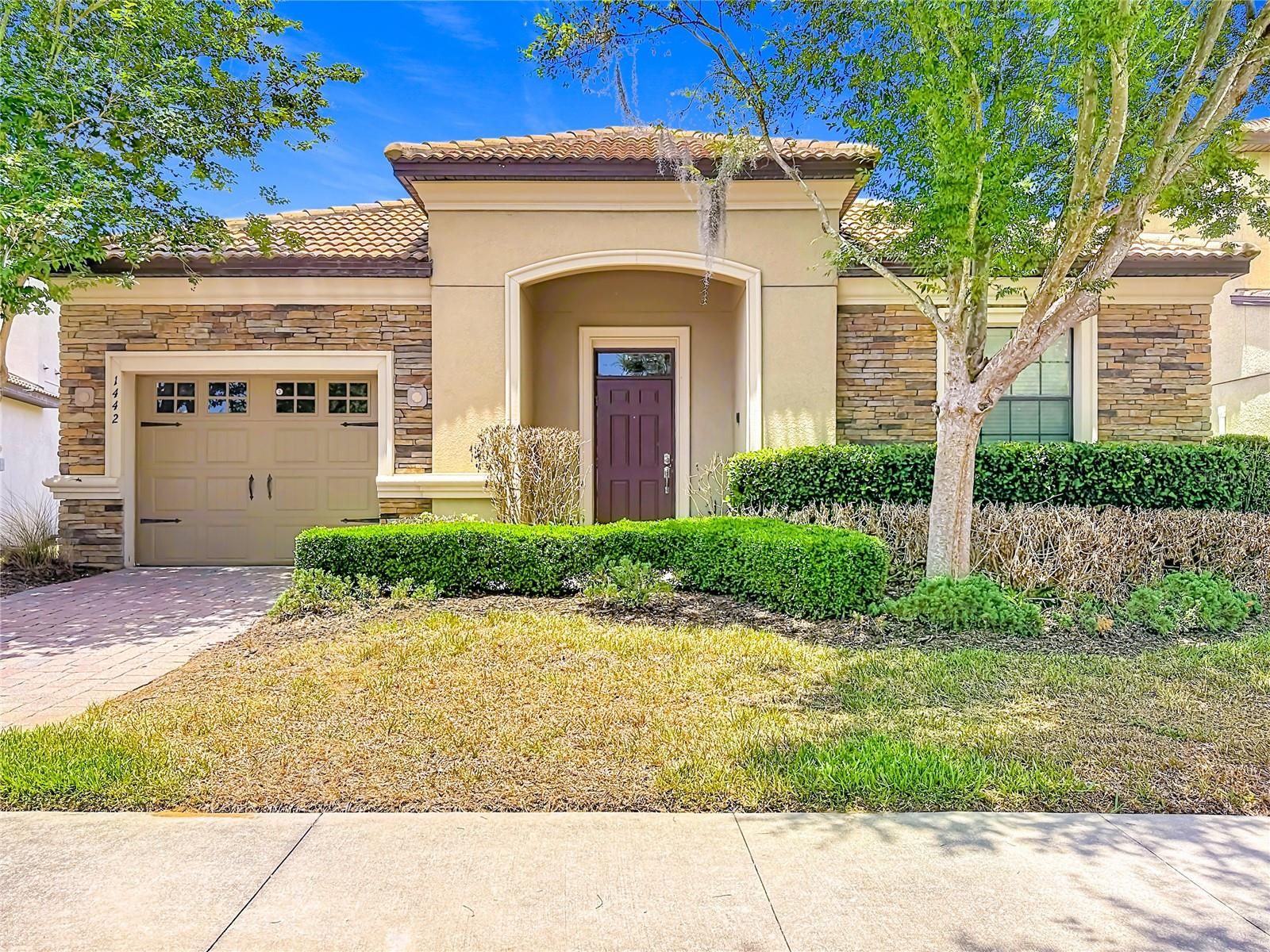 1442 Moon Valley Drive