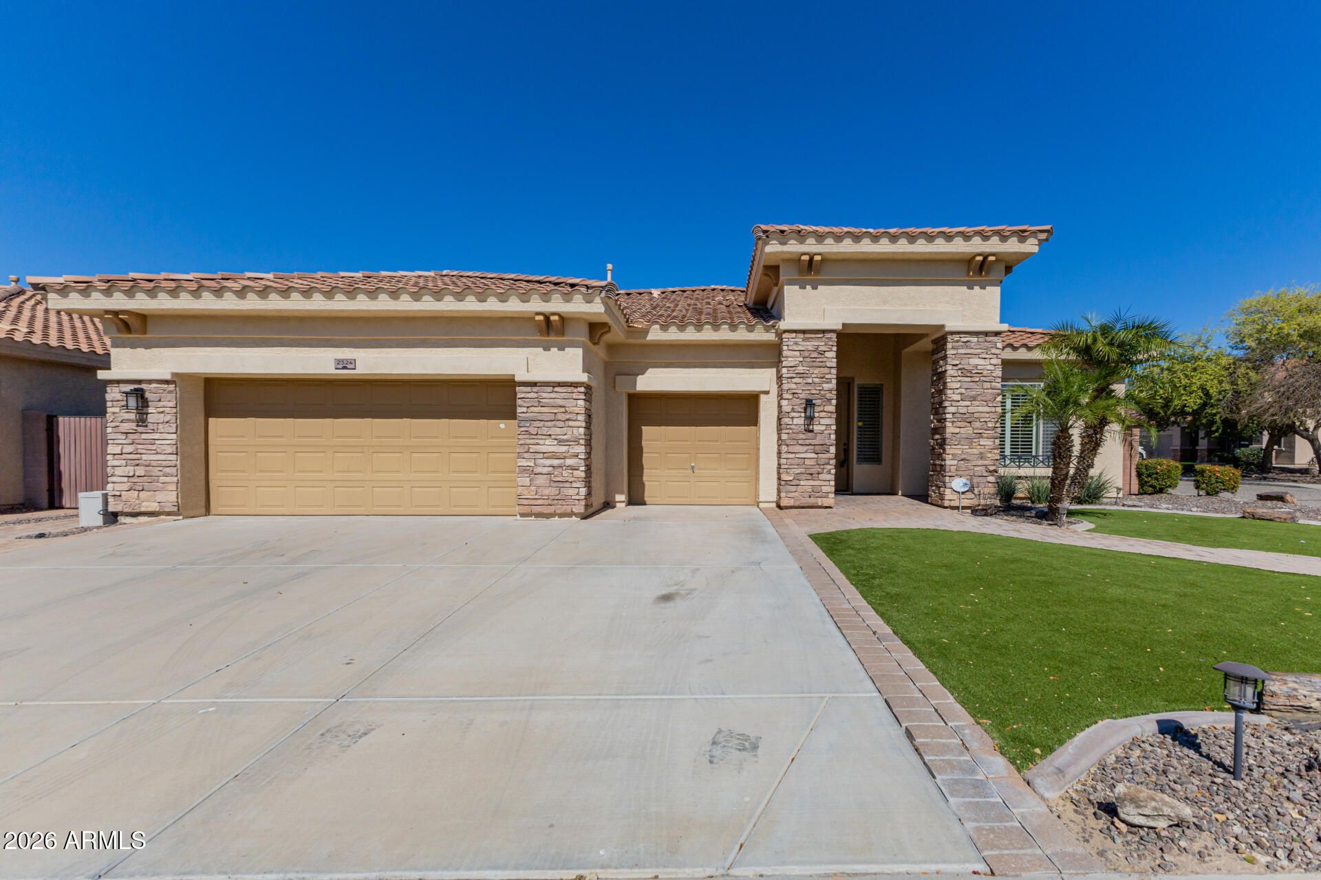 2324 W Blaylock Drive