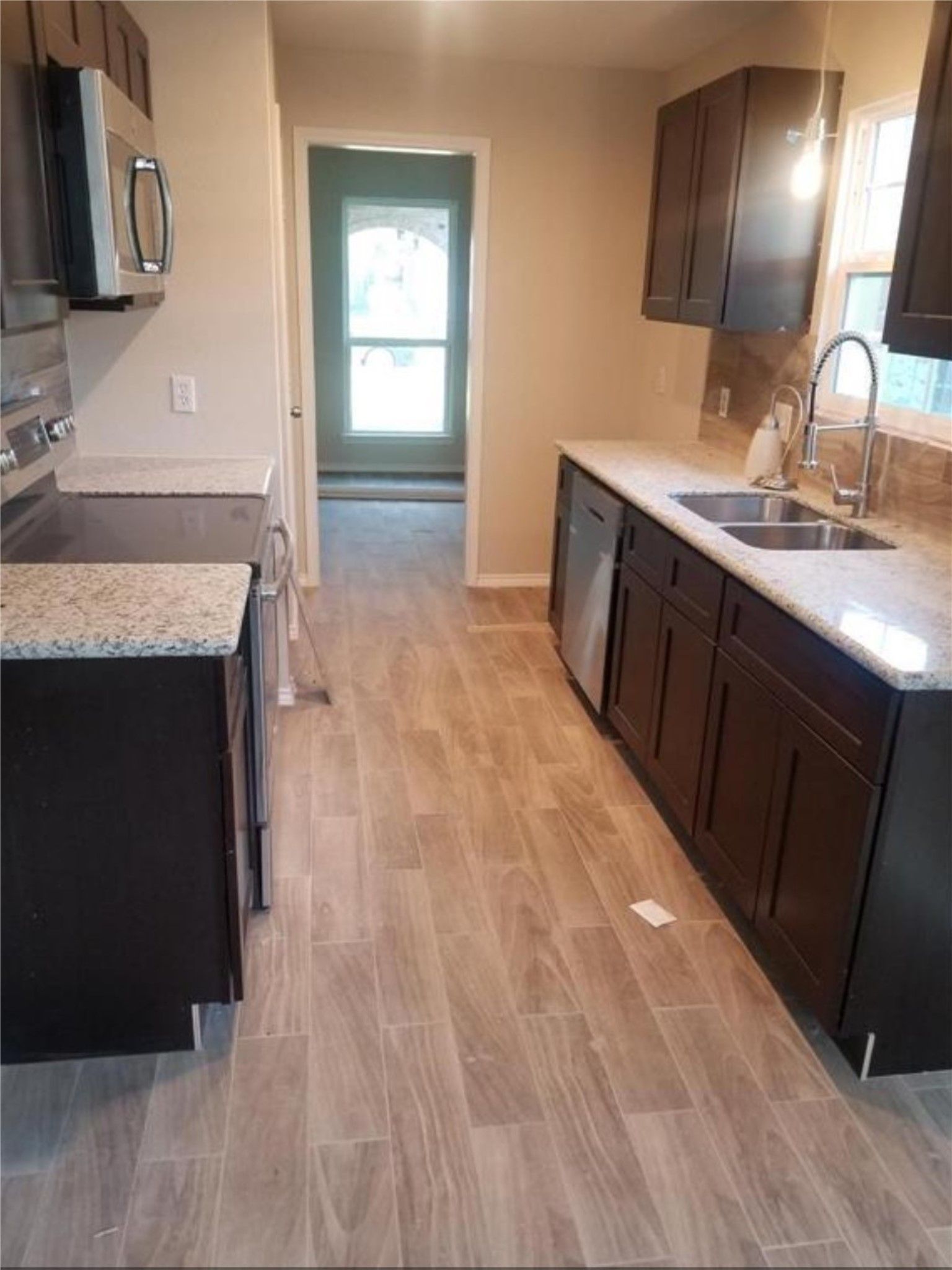 10011 N Golden Meadow Drive