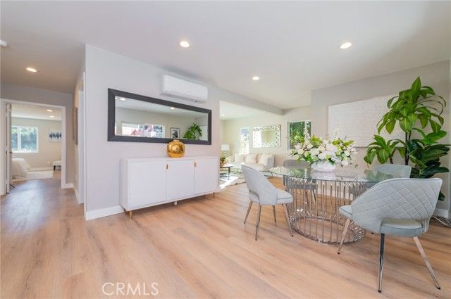 1248 N Bonnie Beach Pl