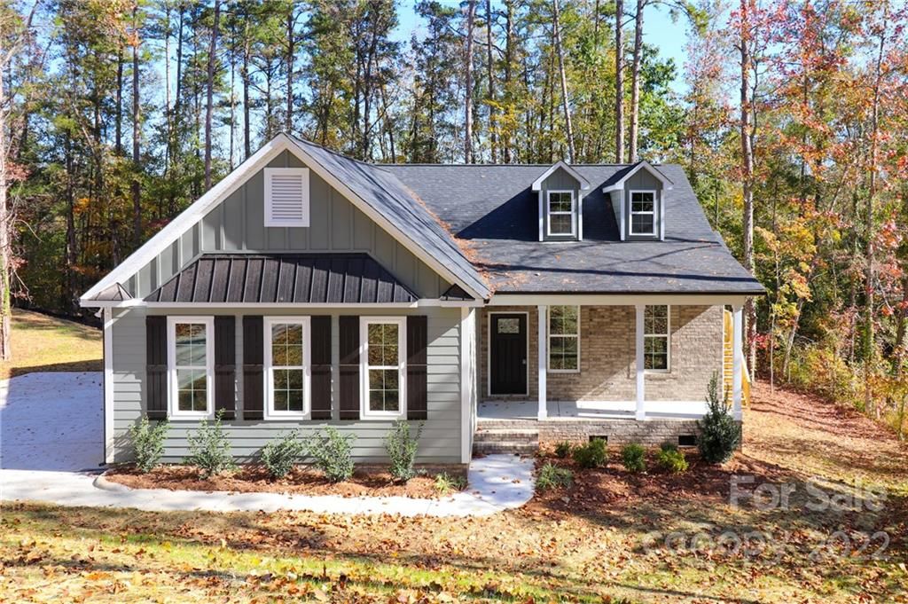 289 Ikerd Drive Se