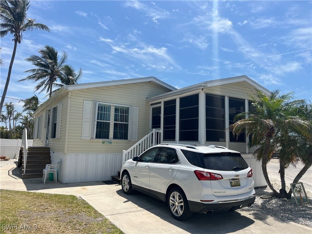 16900 Fishermans Cove