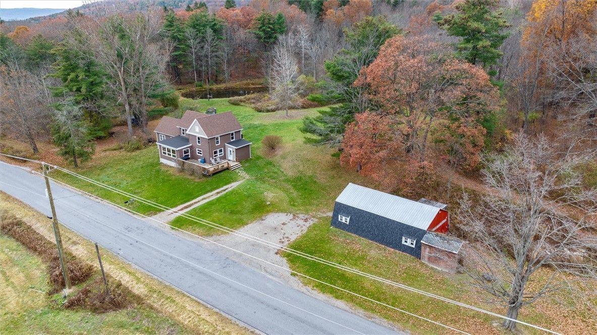 595 Basset Road, Naples, 14512, New York Naples, New York