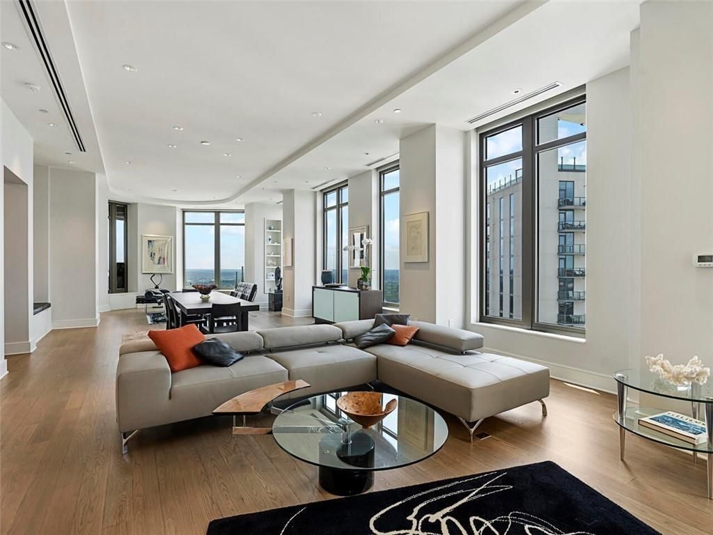 3376 Peachtree Road Ne 44B