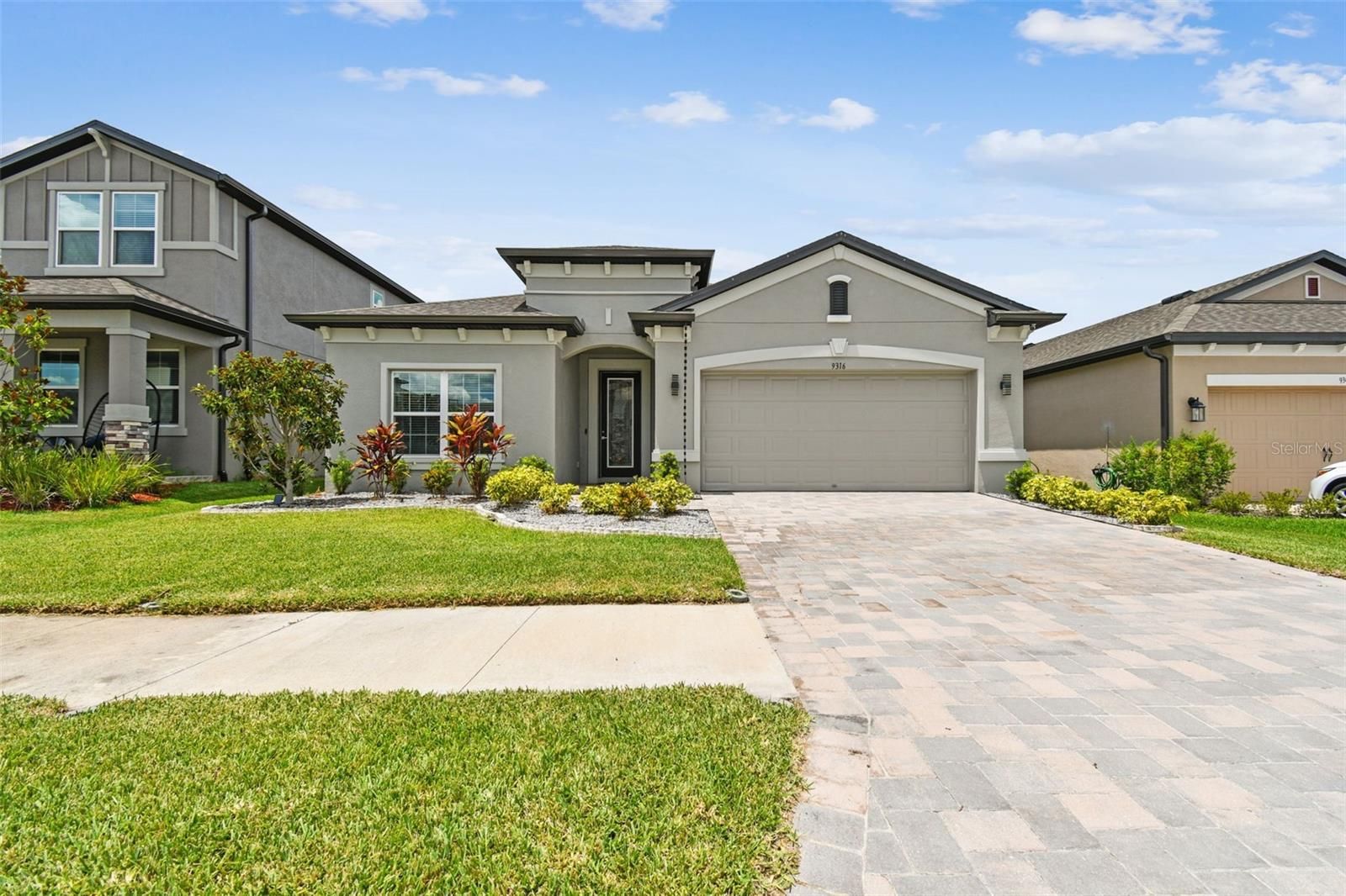 9316 Crescent Ray Drive