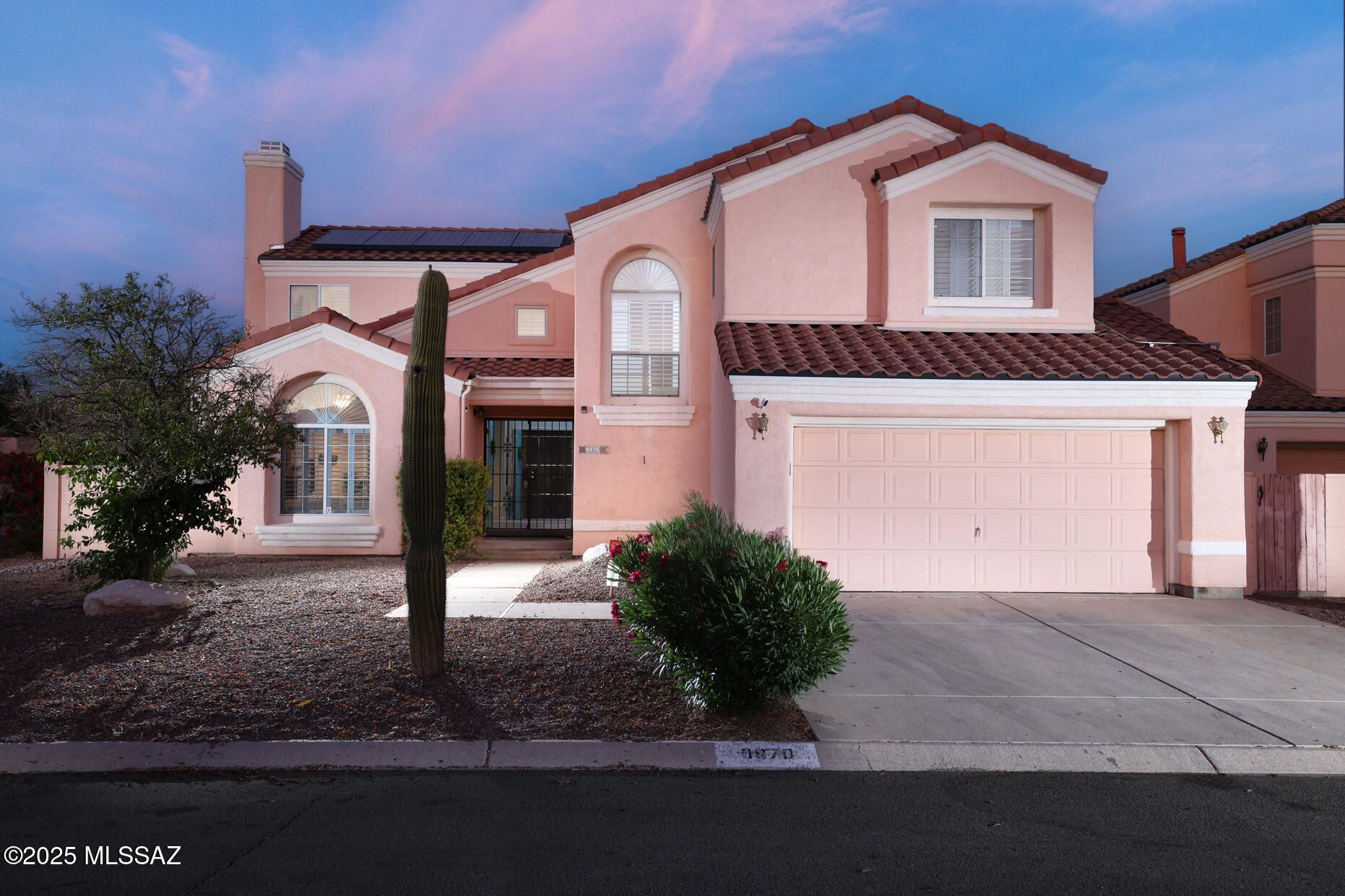 9870 N Meadow Flower Place