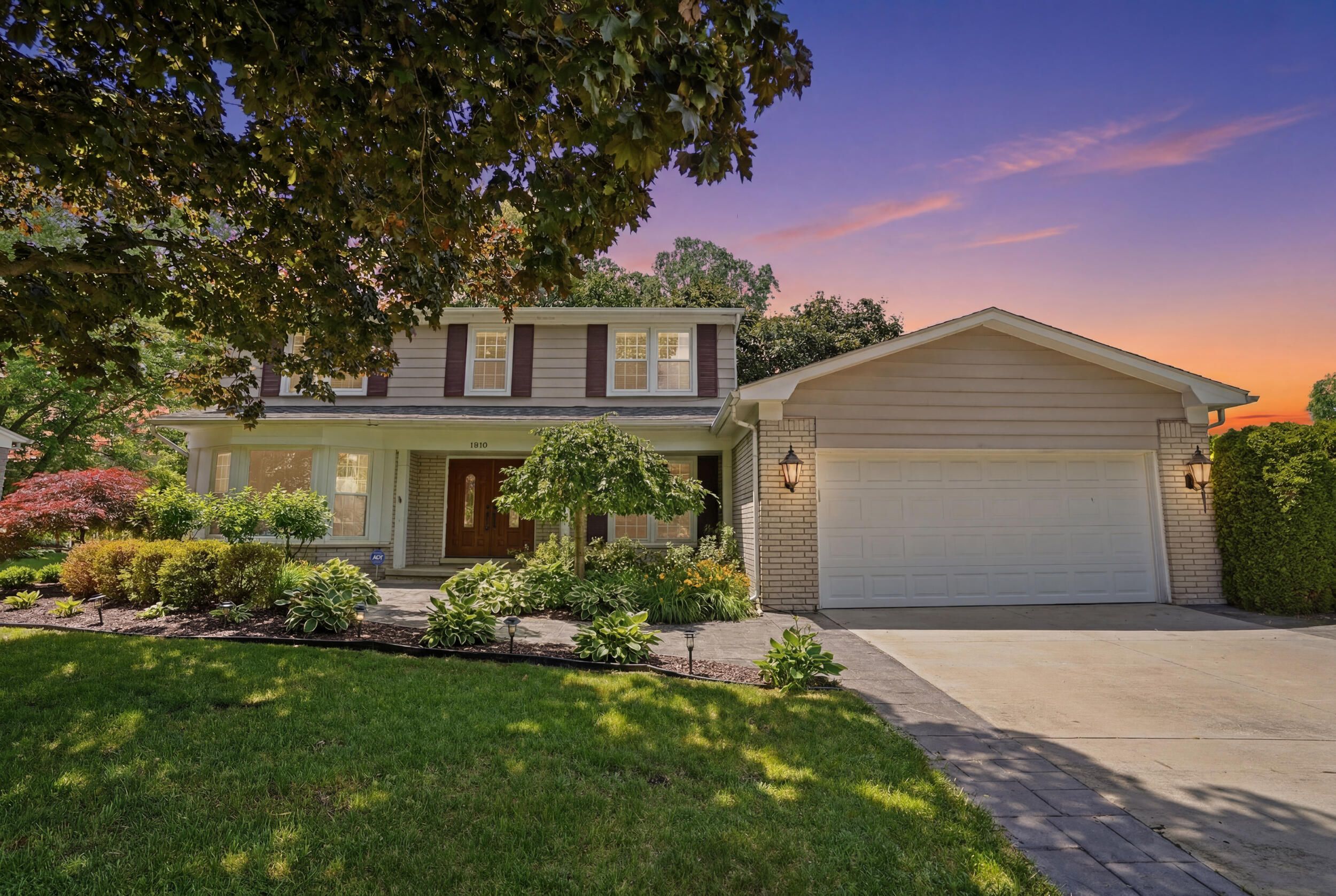 1810 Hickory Bark Lane