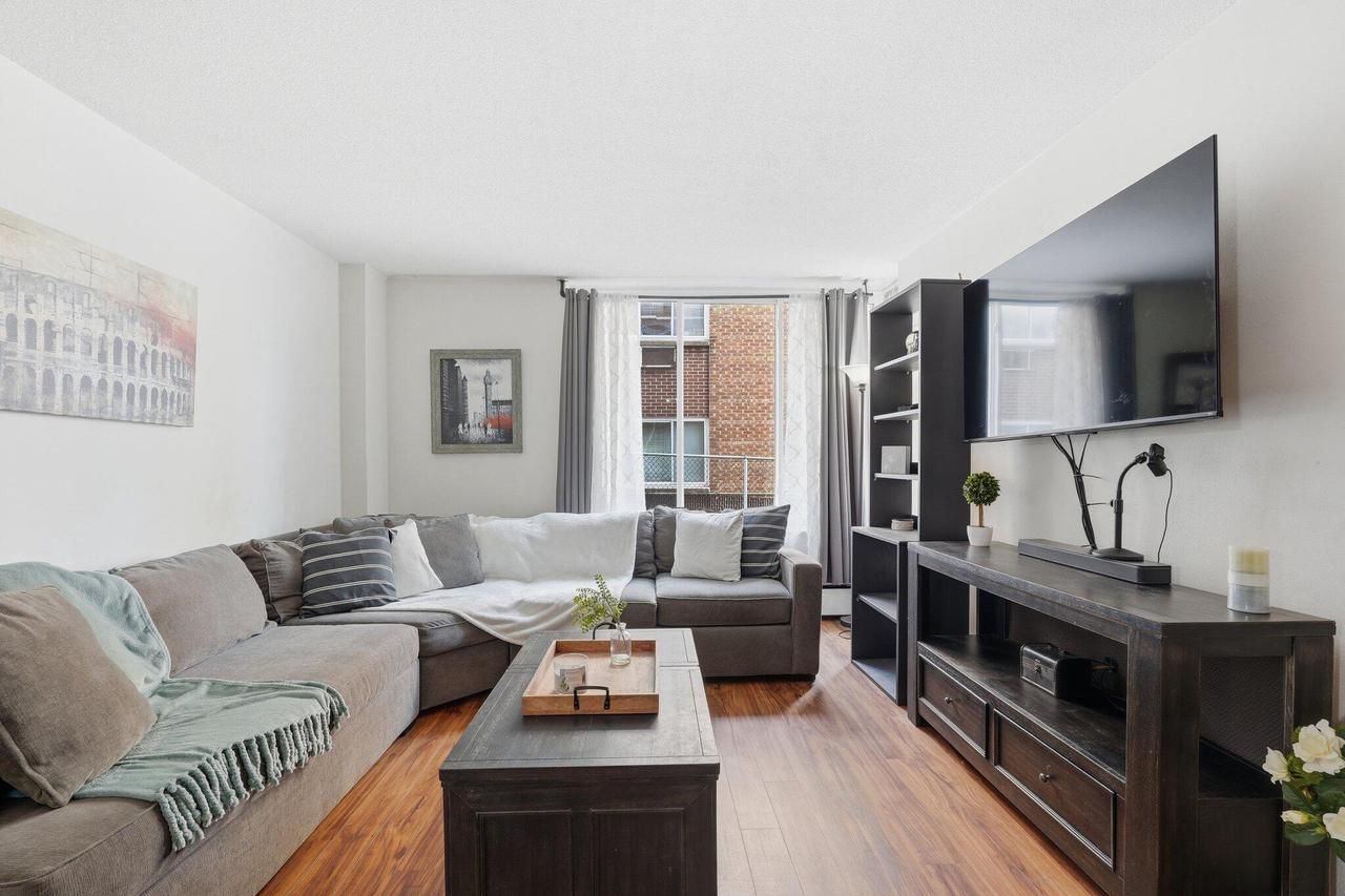 1409 N Prospect Avenue 102