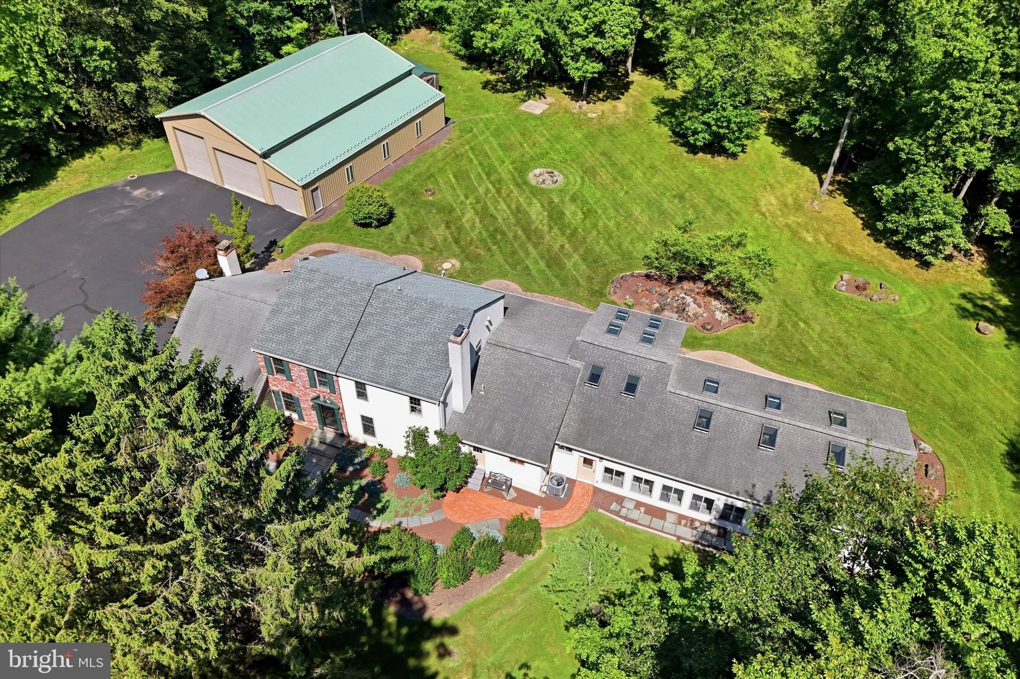 475 Crowthers Road