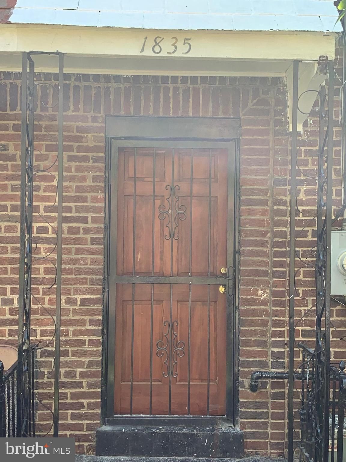 1835 Corcoran Street Ne
