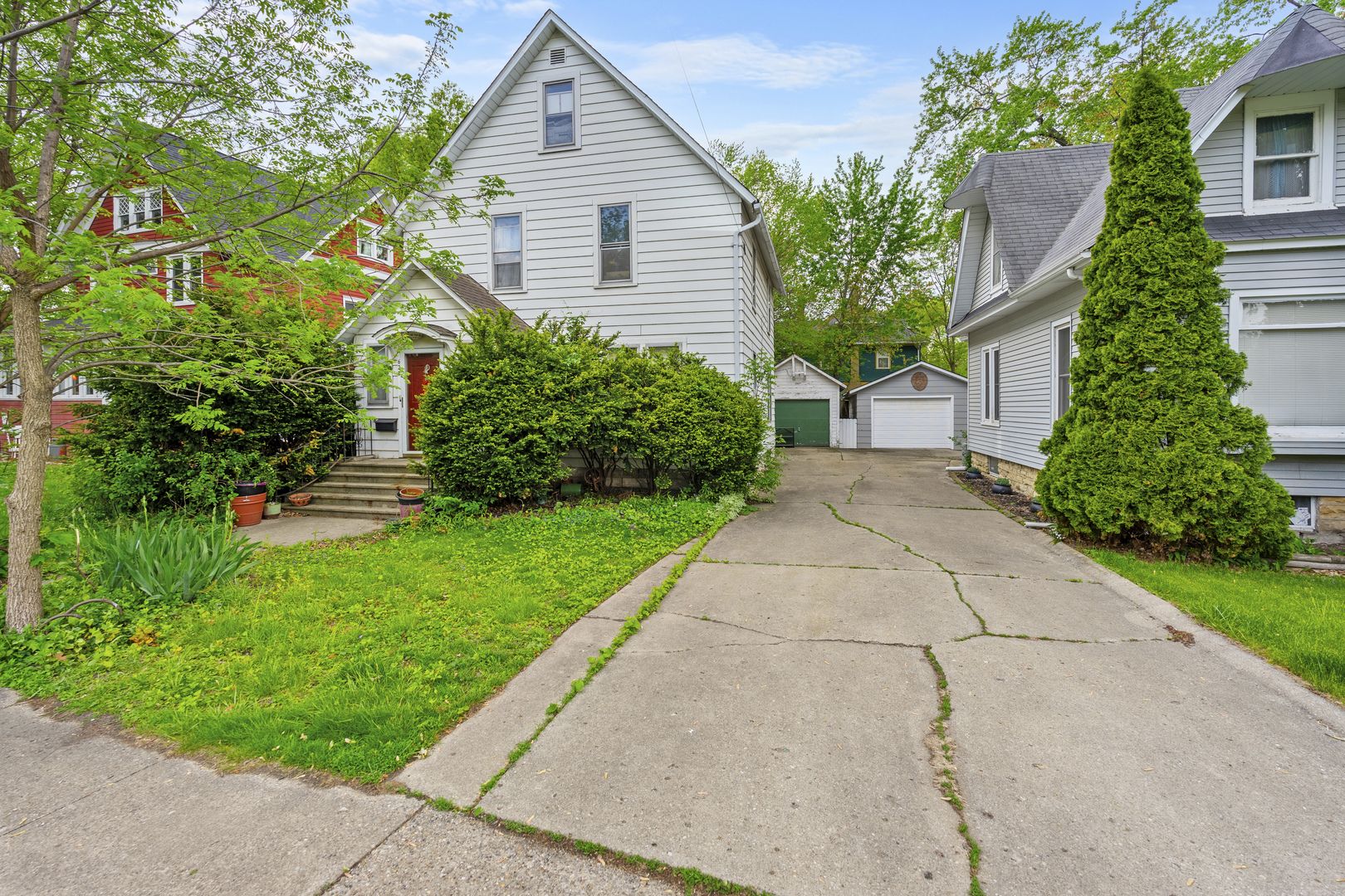 623 Dekalb Avenue