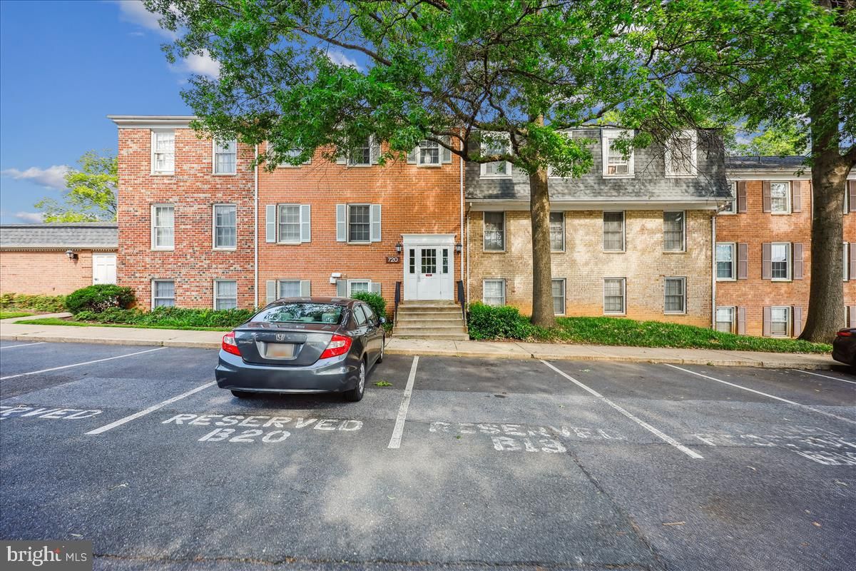 720 Quince Orchard Boulevard 101