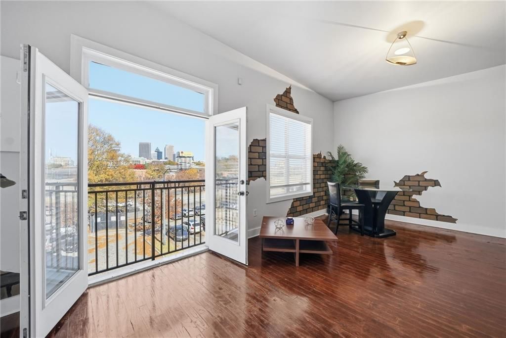 502 Pryor Street Sw 328