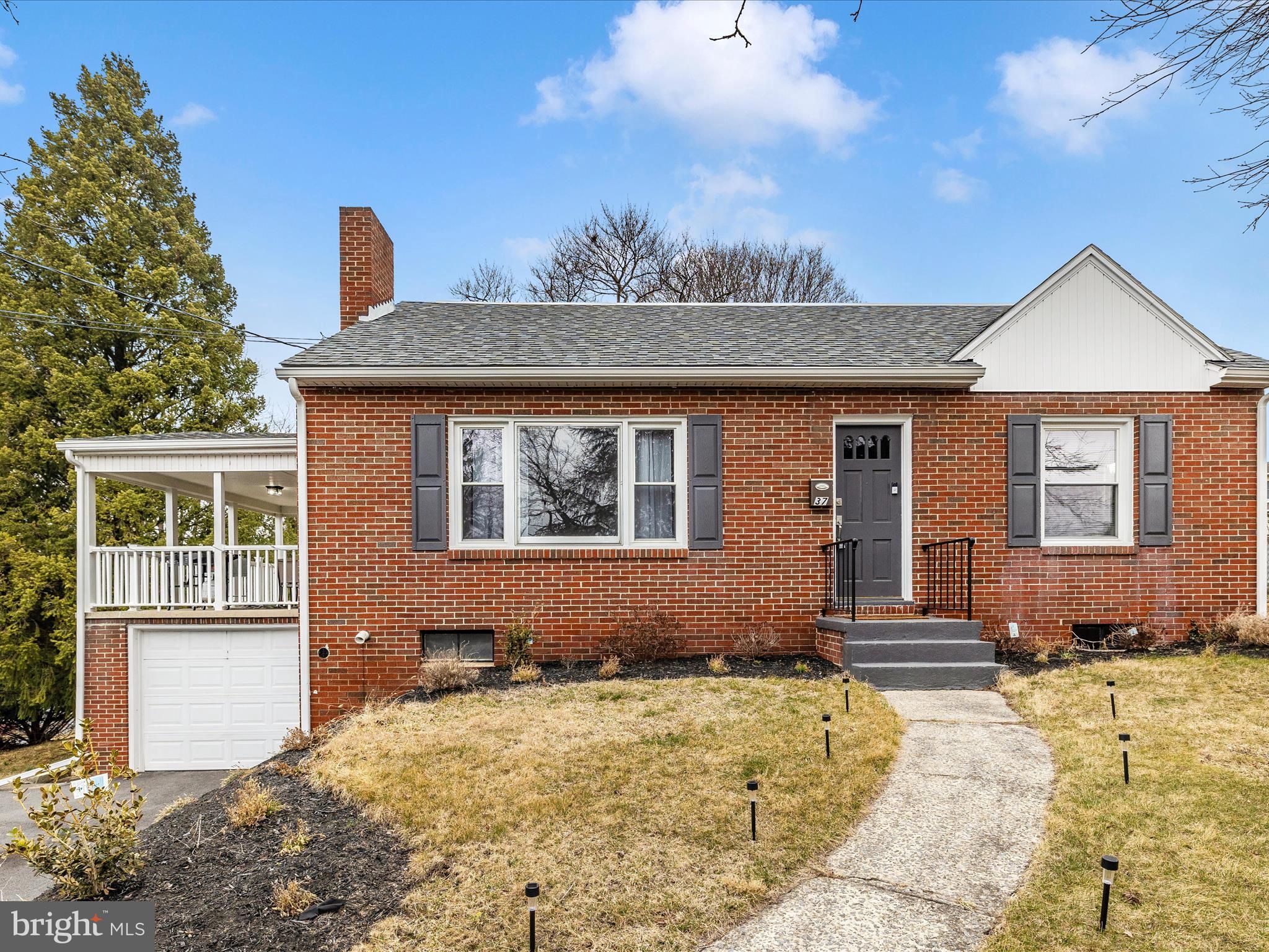 37 Mount Airy Avenue