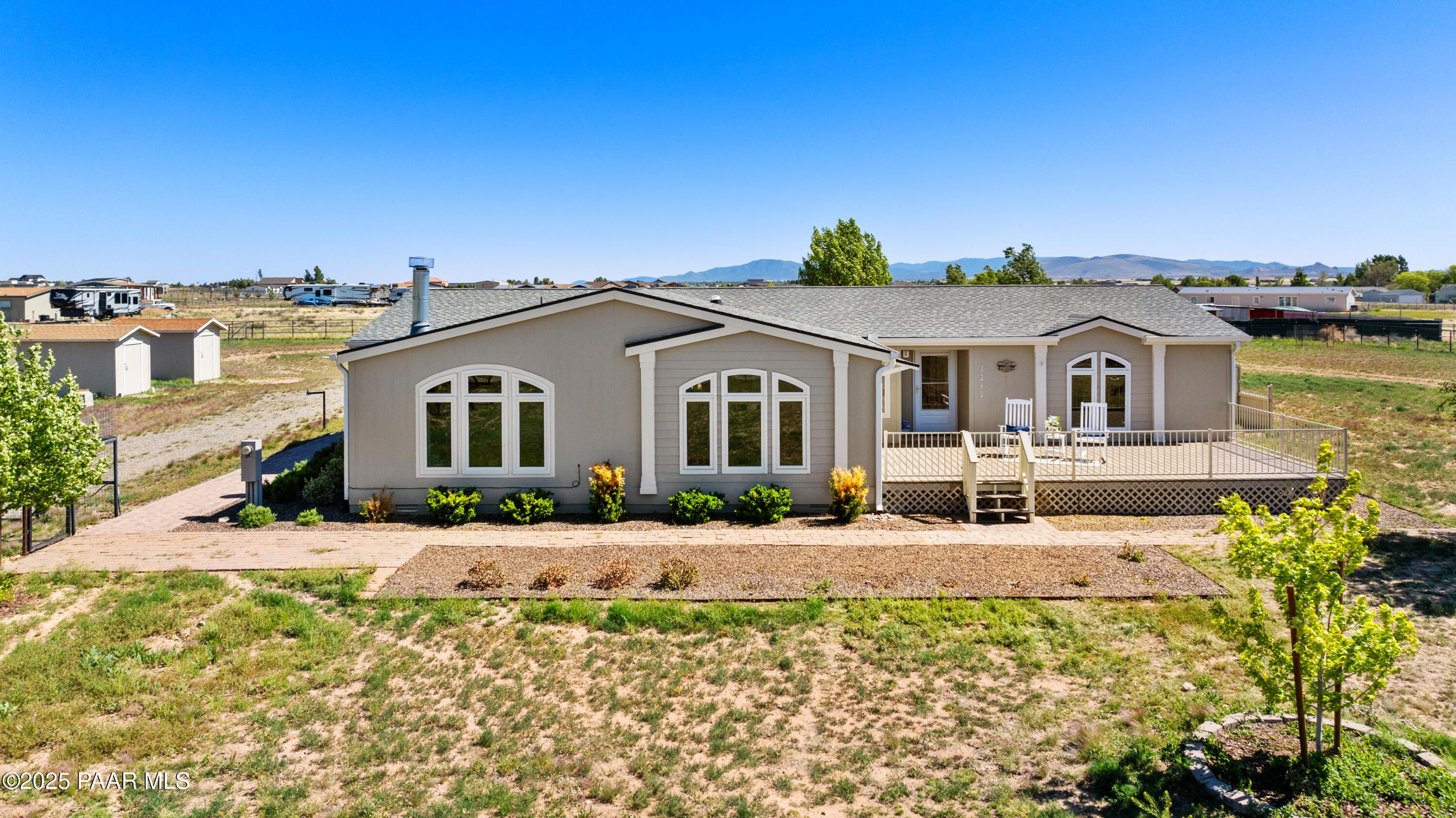 7345 E Autumn Lane