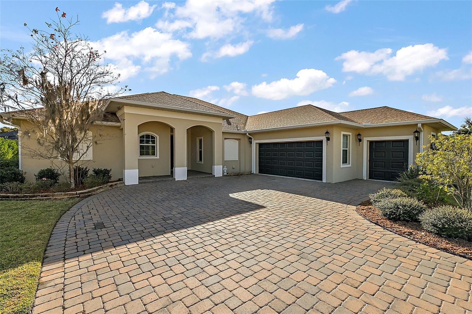 39634 Grove Heights