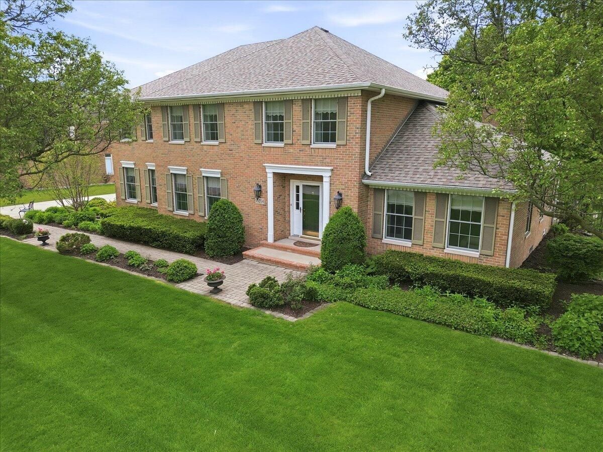 10204 Devonshire Lane