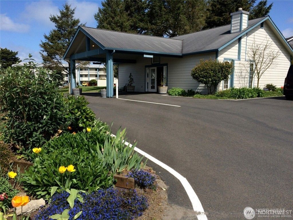 210 26th Street Nw 207-8