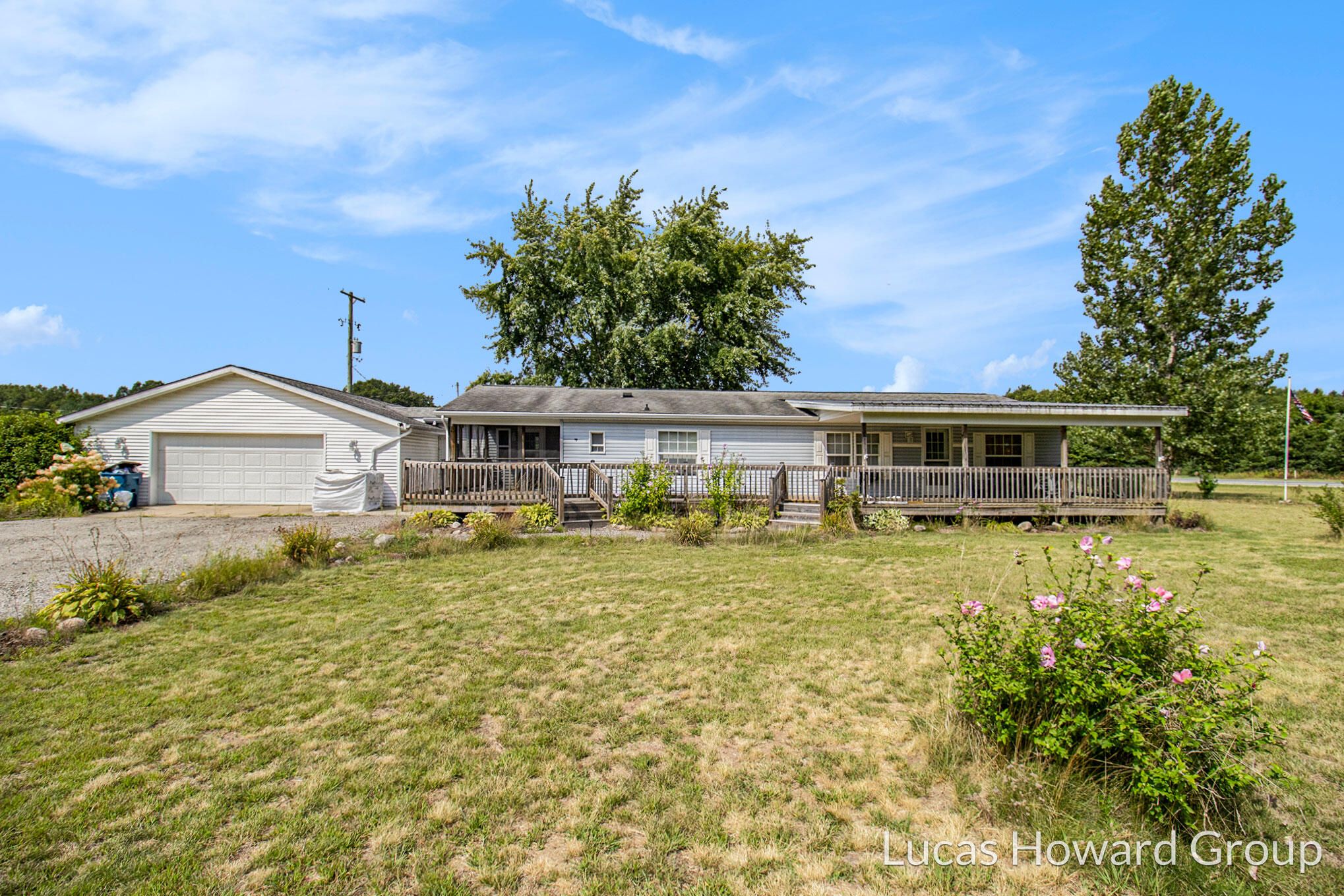9475 Jones Road