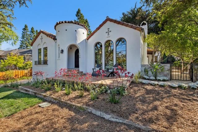 138 Valdeflores Drive