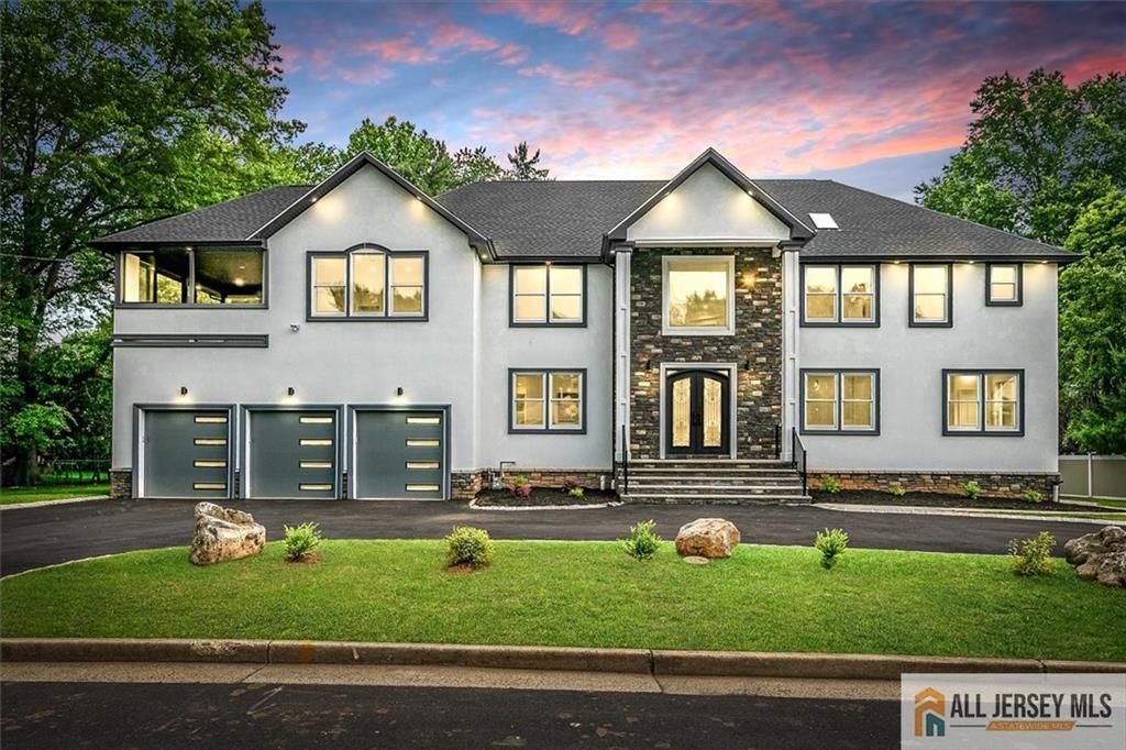 4 Hemlock Drive