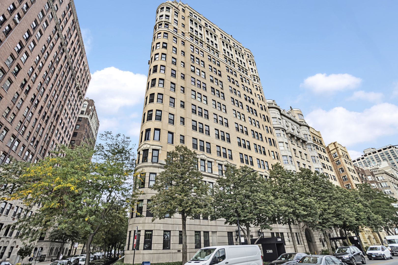 3300 N Lake Shore Drive 12B