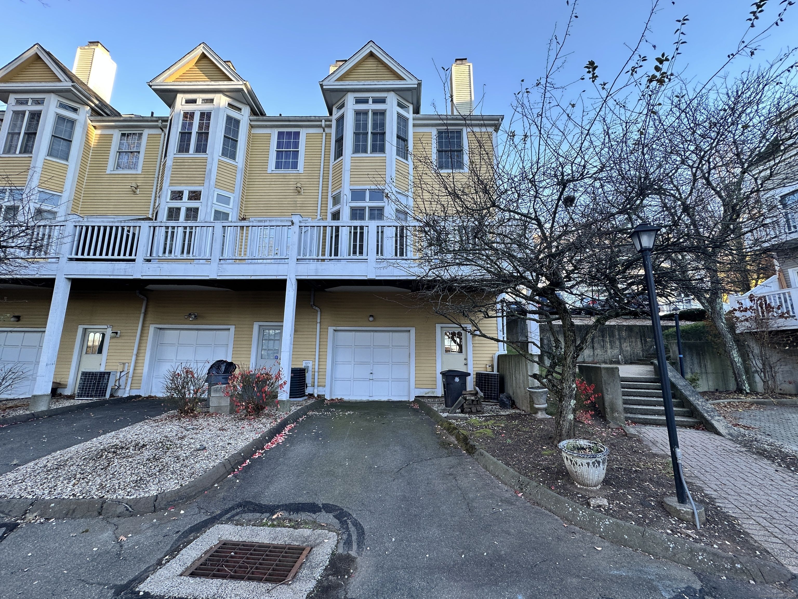 926 Quinnipiac Avenue APT 1