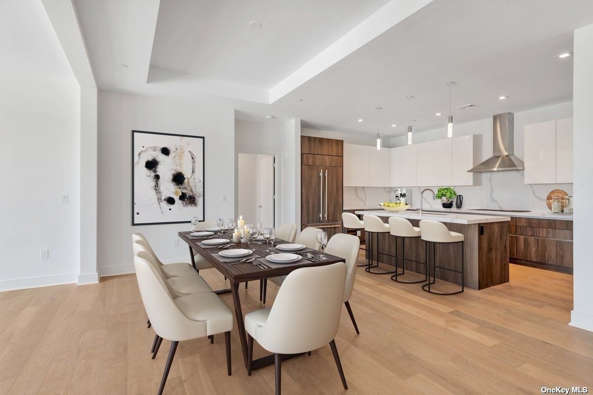 10 Shore Road 204
