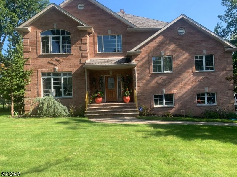 12 Notch Park Rd