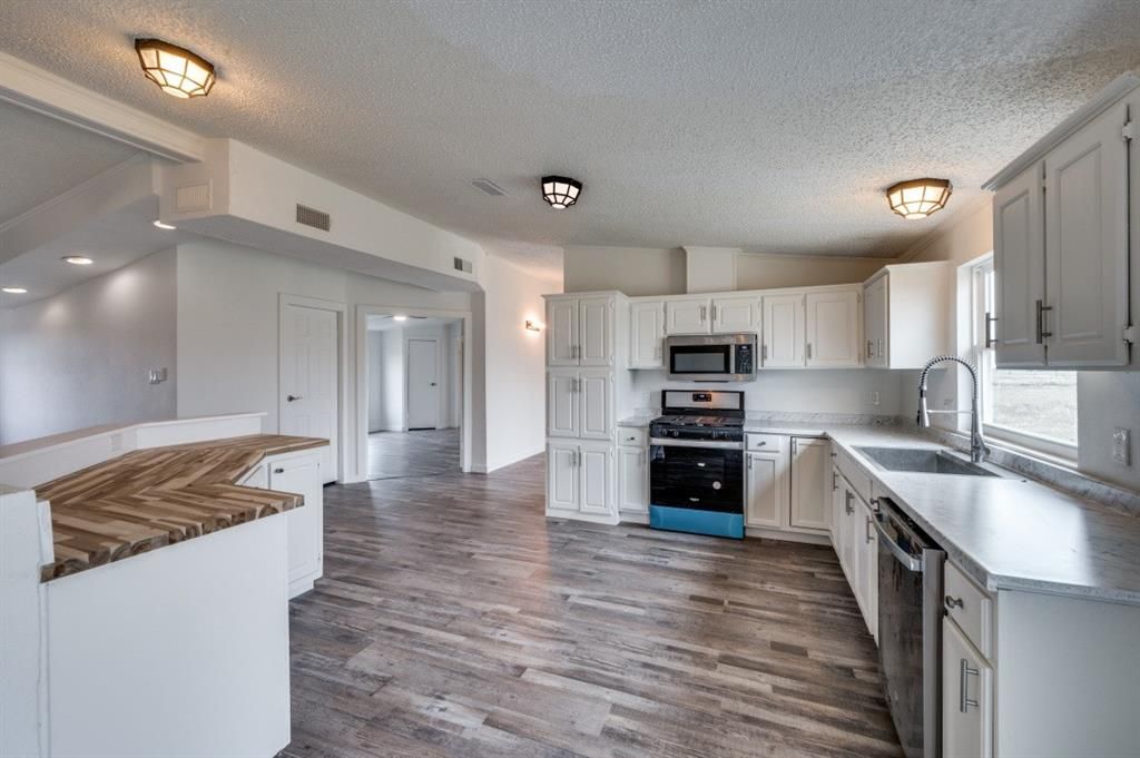 140 Terri Drive
