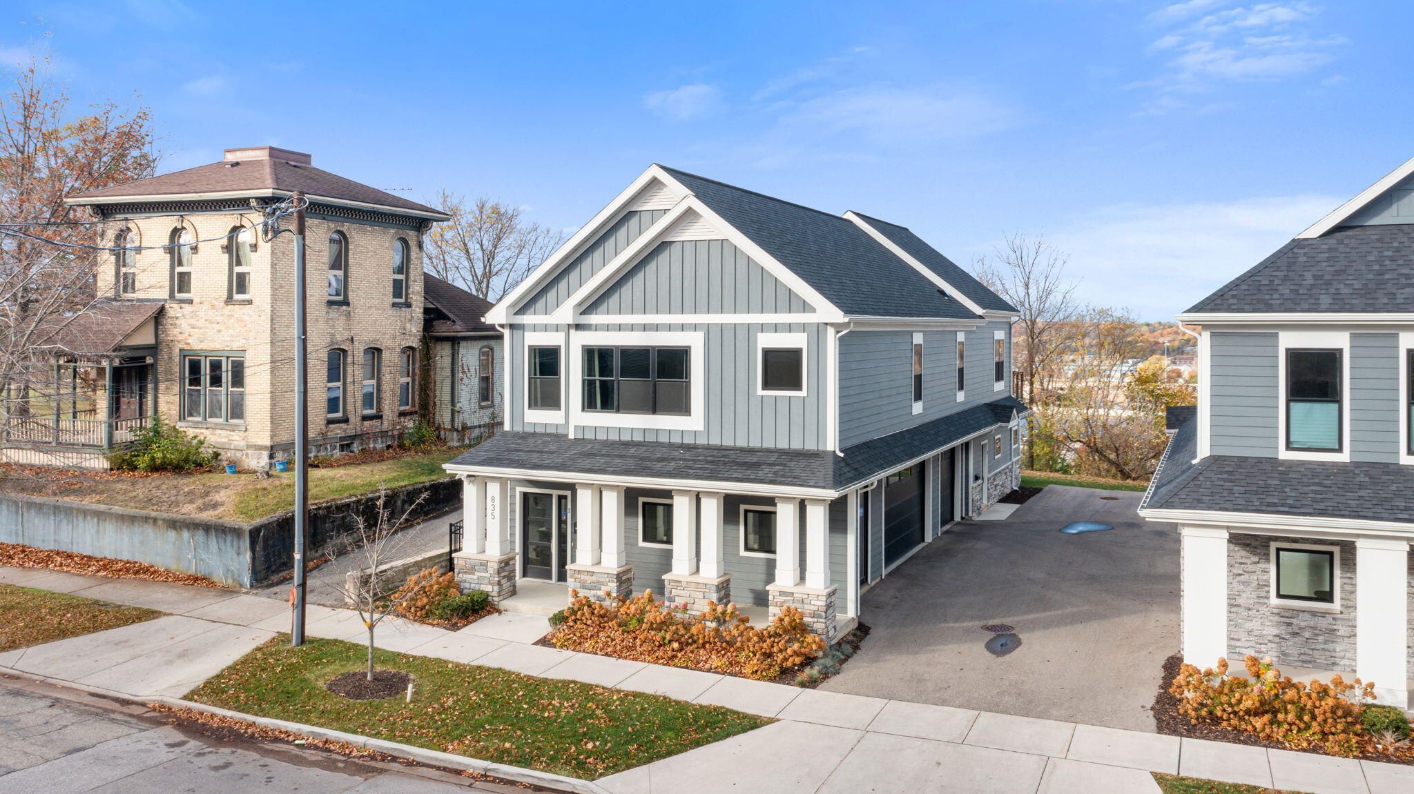 835 Fairview Avenue Ne 1