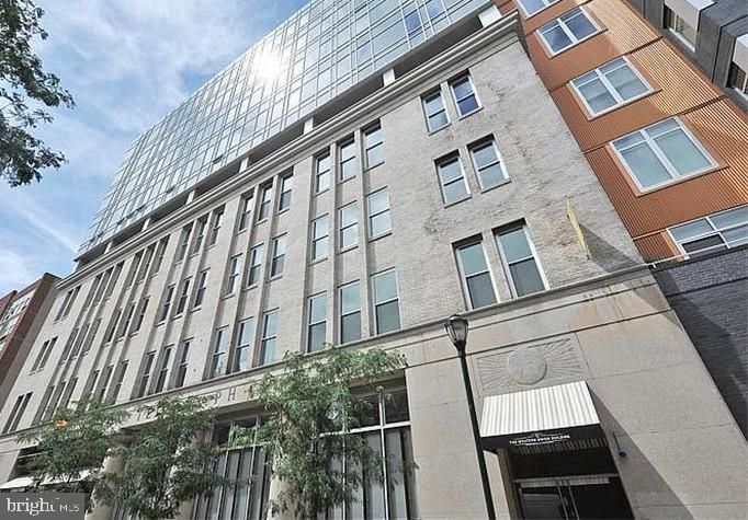 1101 Locust Street 6J