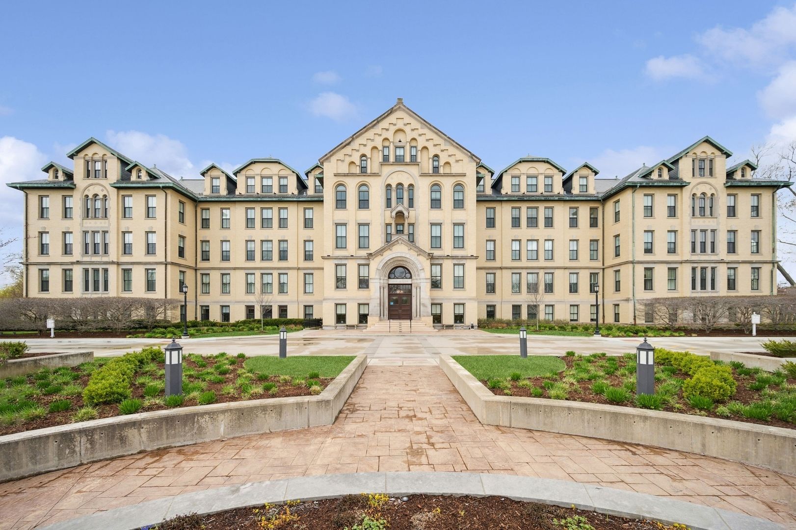 1041 Ridge Road 315