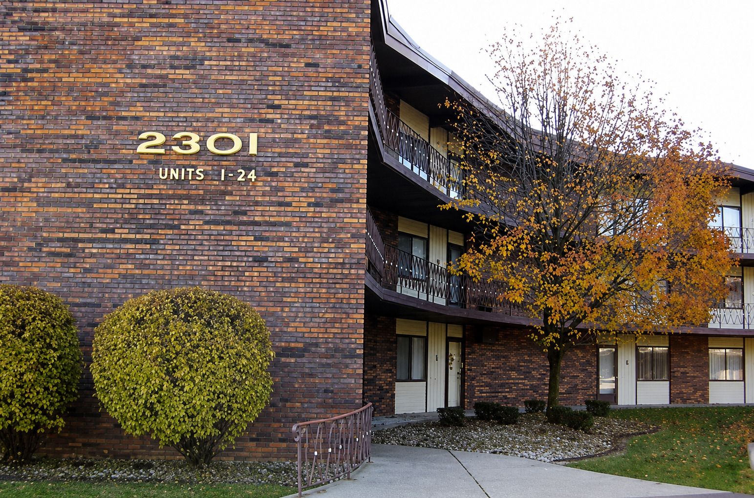 2301 Holiday Terrace 11