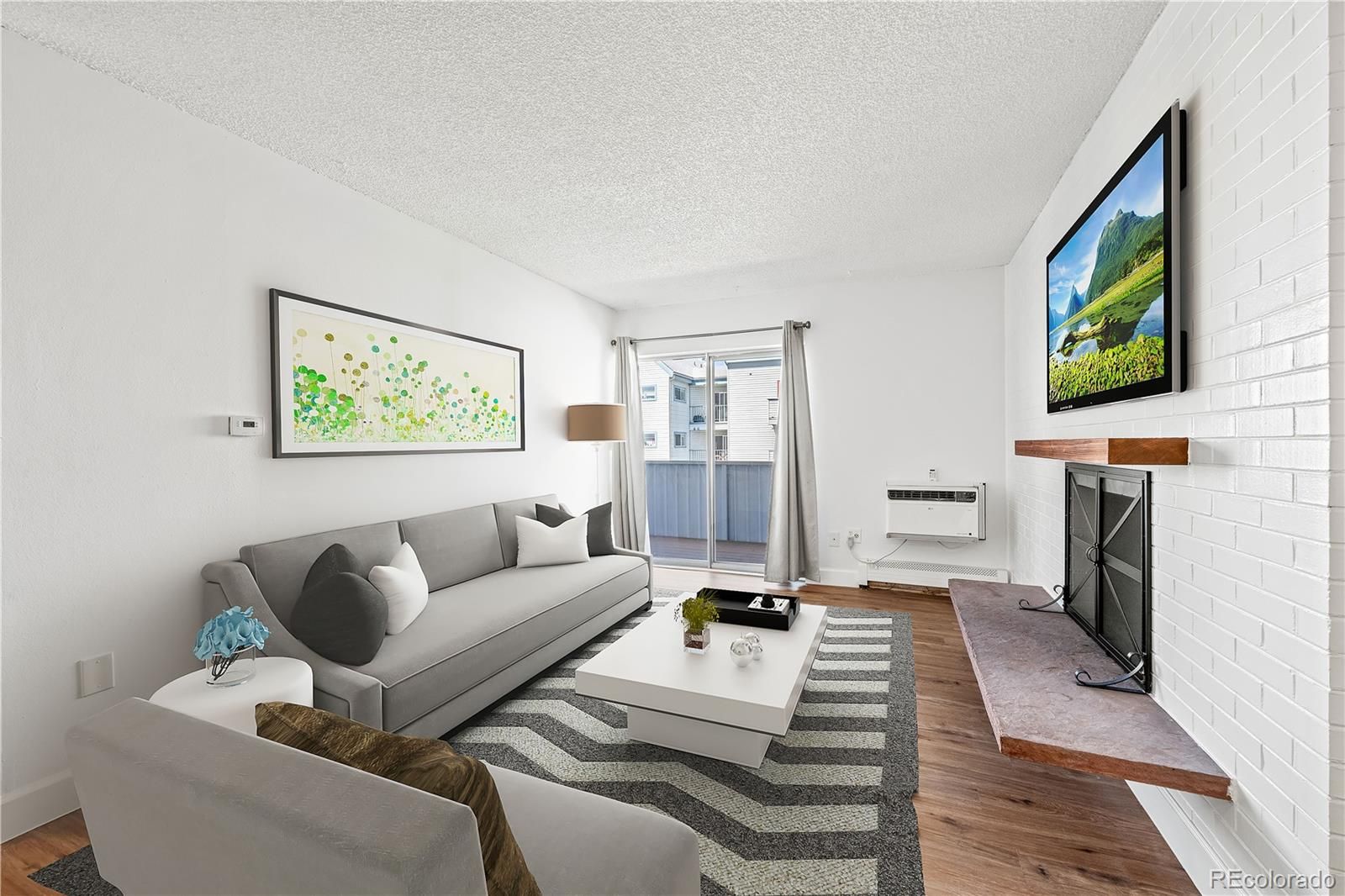 4110 E Hale Parkway 4J